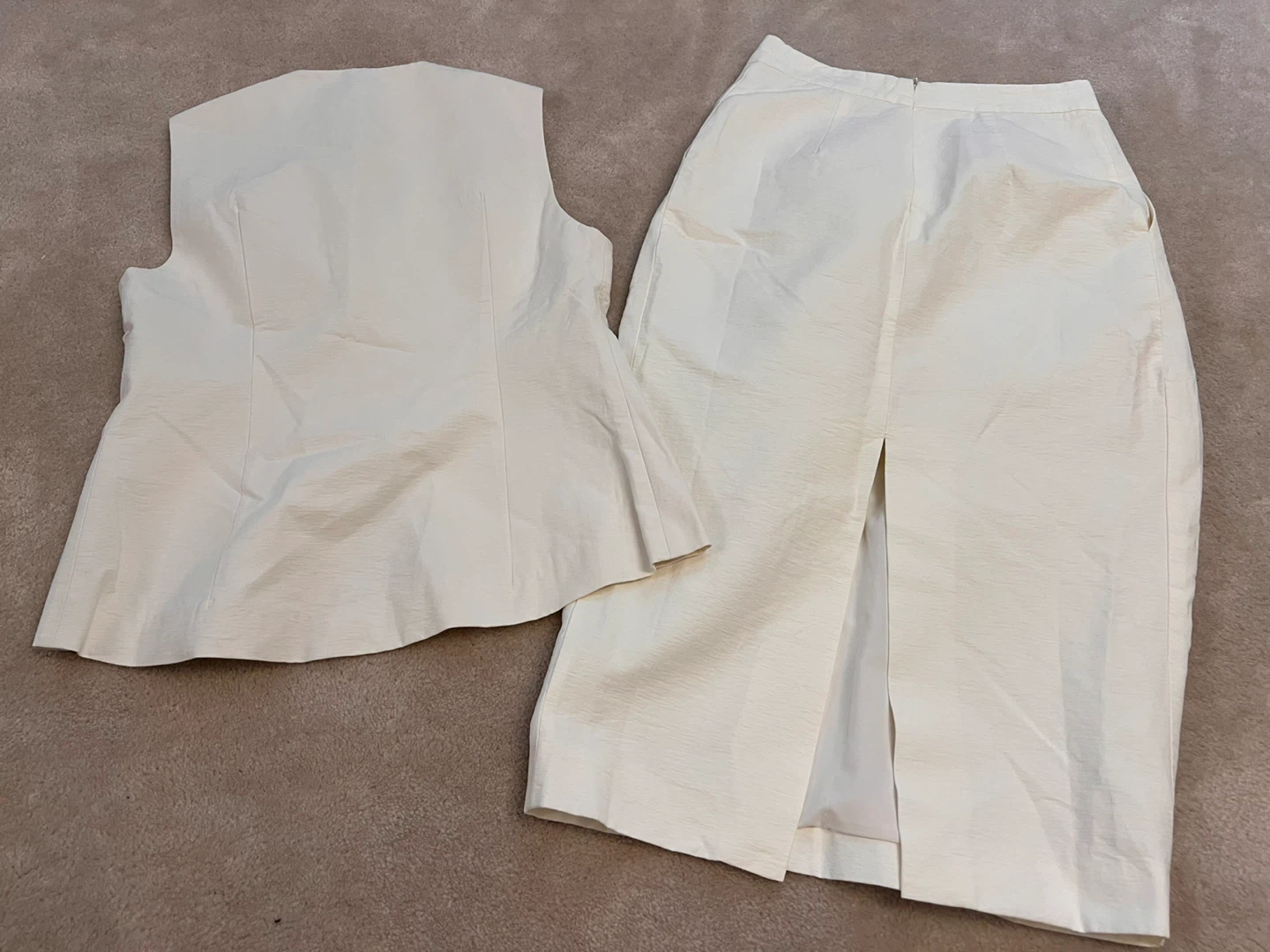 Cream Skirt Suit Set - Size medium - photo 3