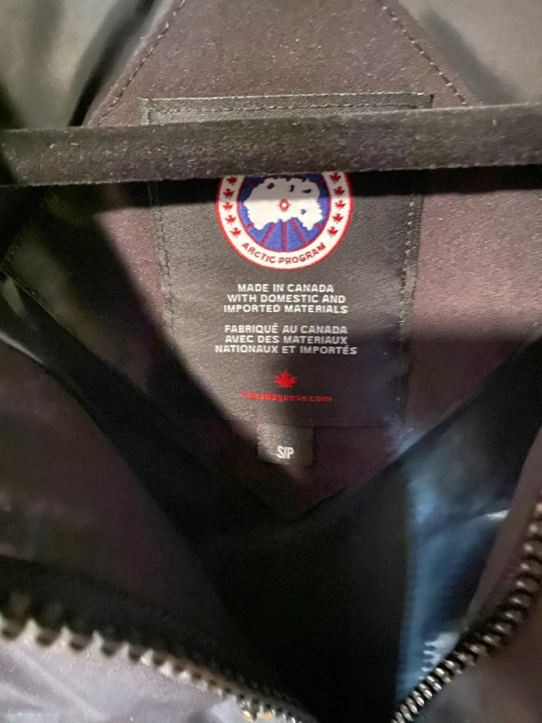 Canada Goose Black Vest Size S image indicator(2)