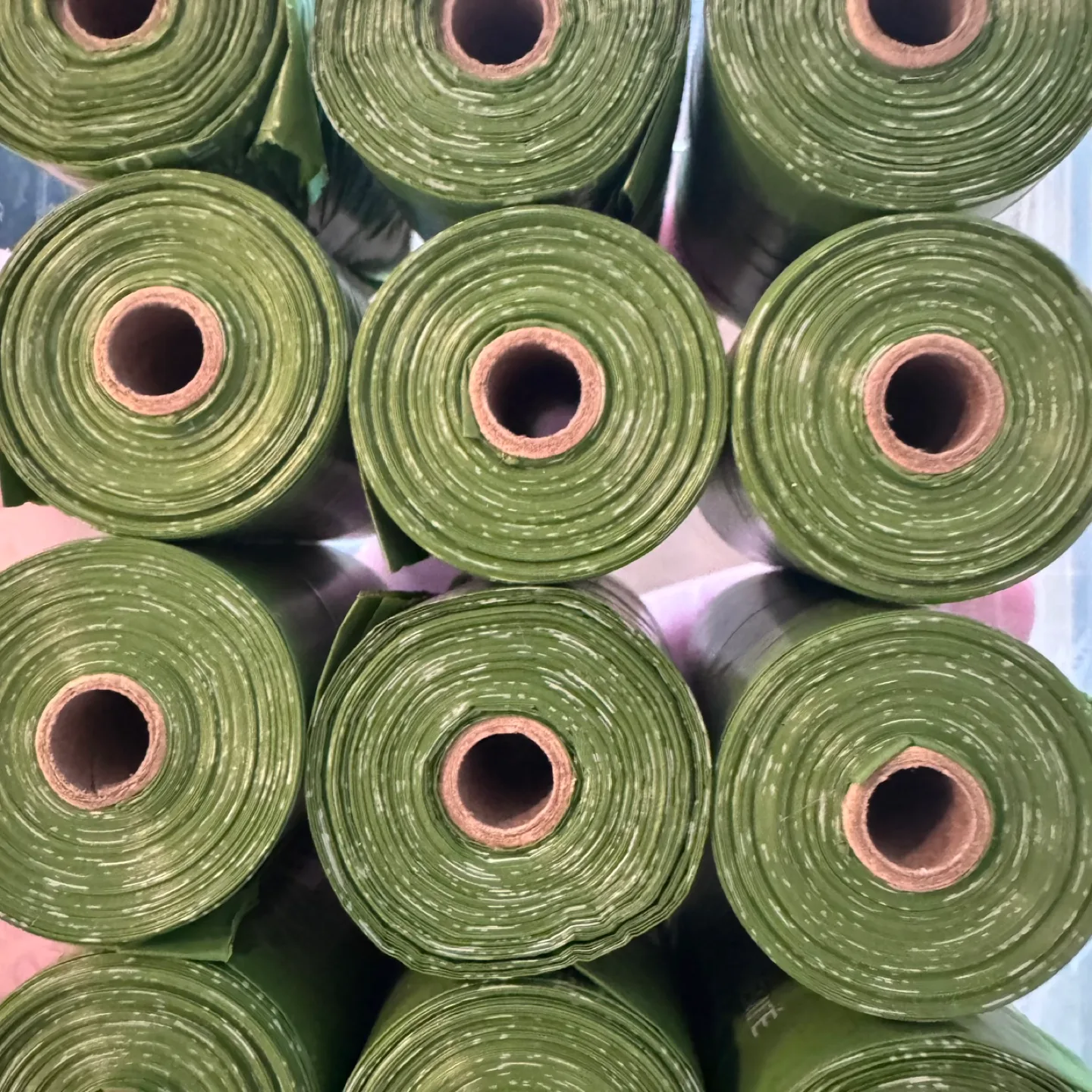 Leakproof Doggie bags, 345 Count, Unscented image indicator(4)