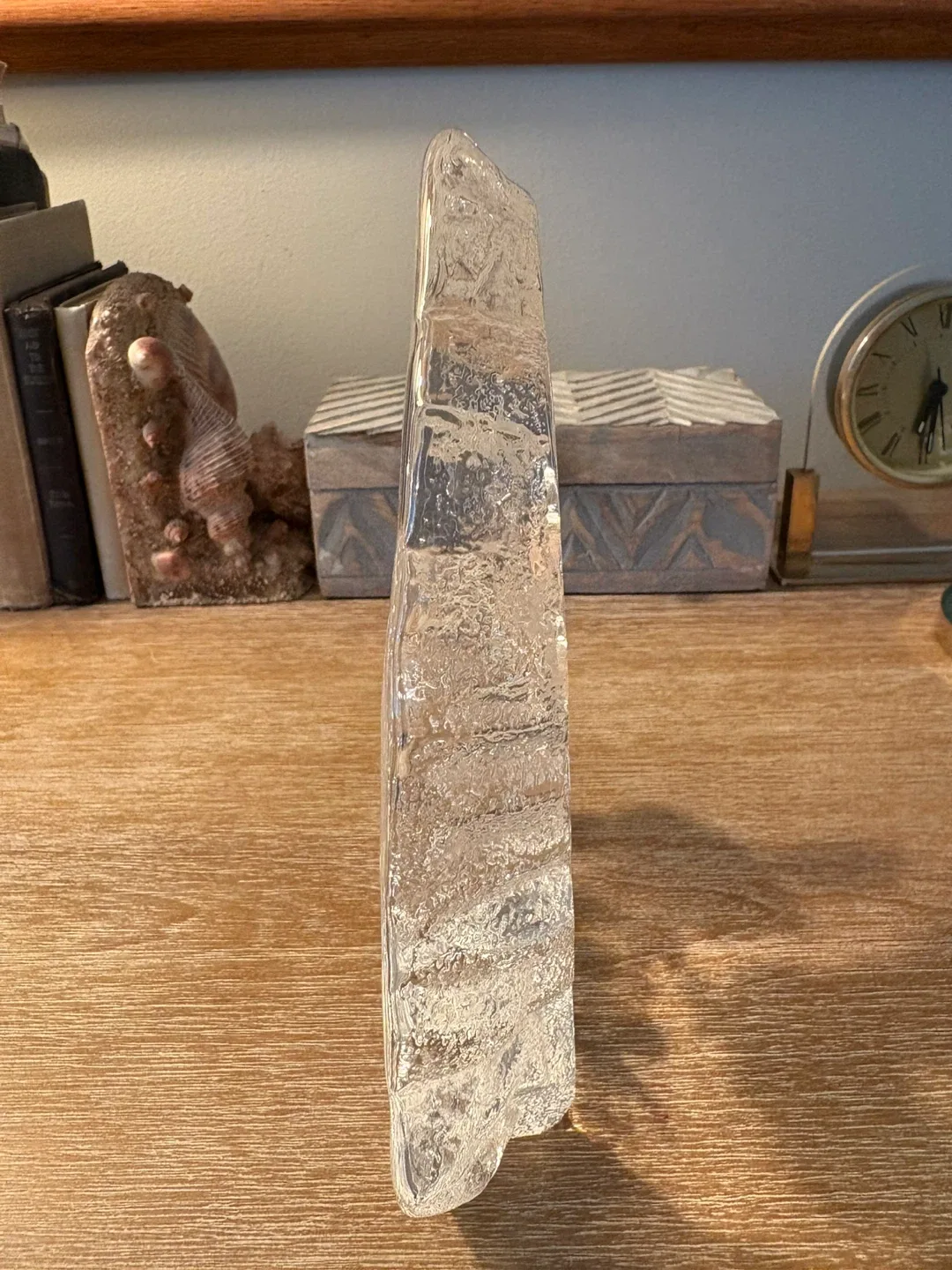 Glass  Eagle Sculpture paperweight image indicator(3)