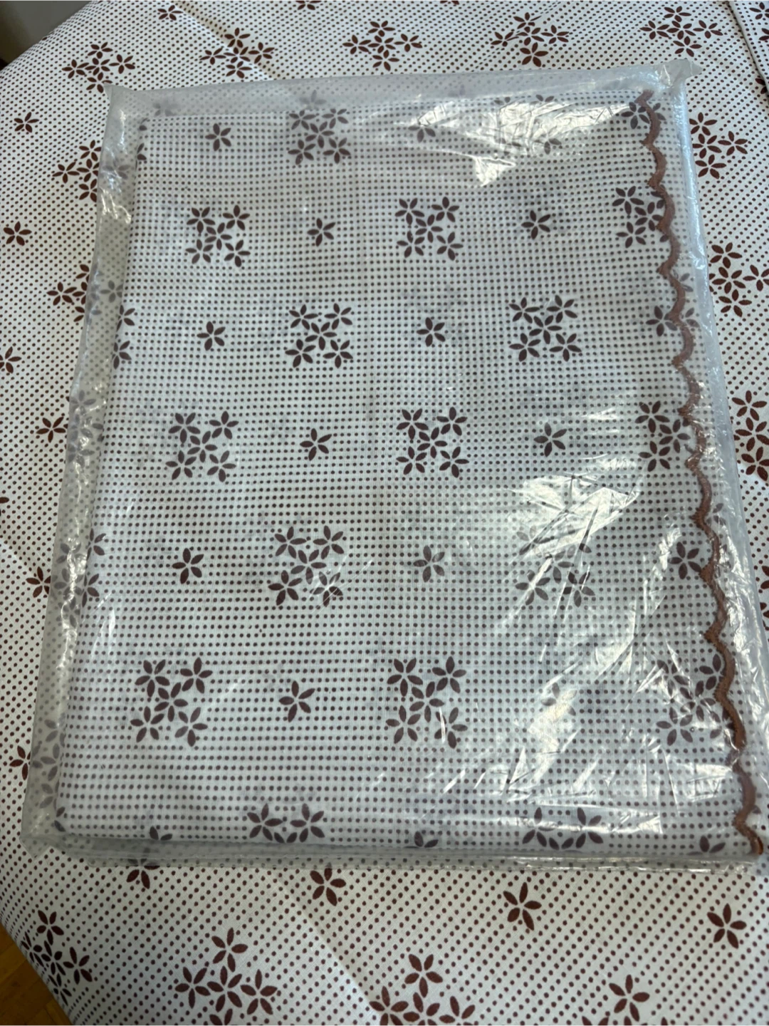 Bedsheets 88” x 50” - photo 3