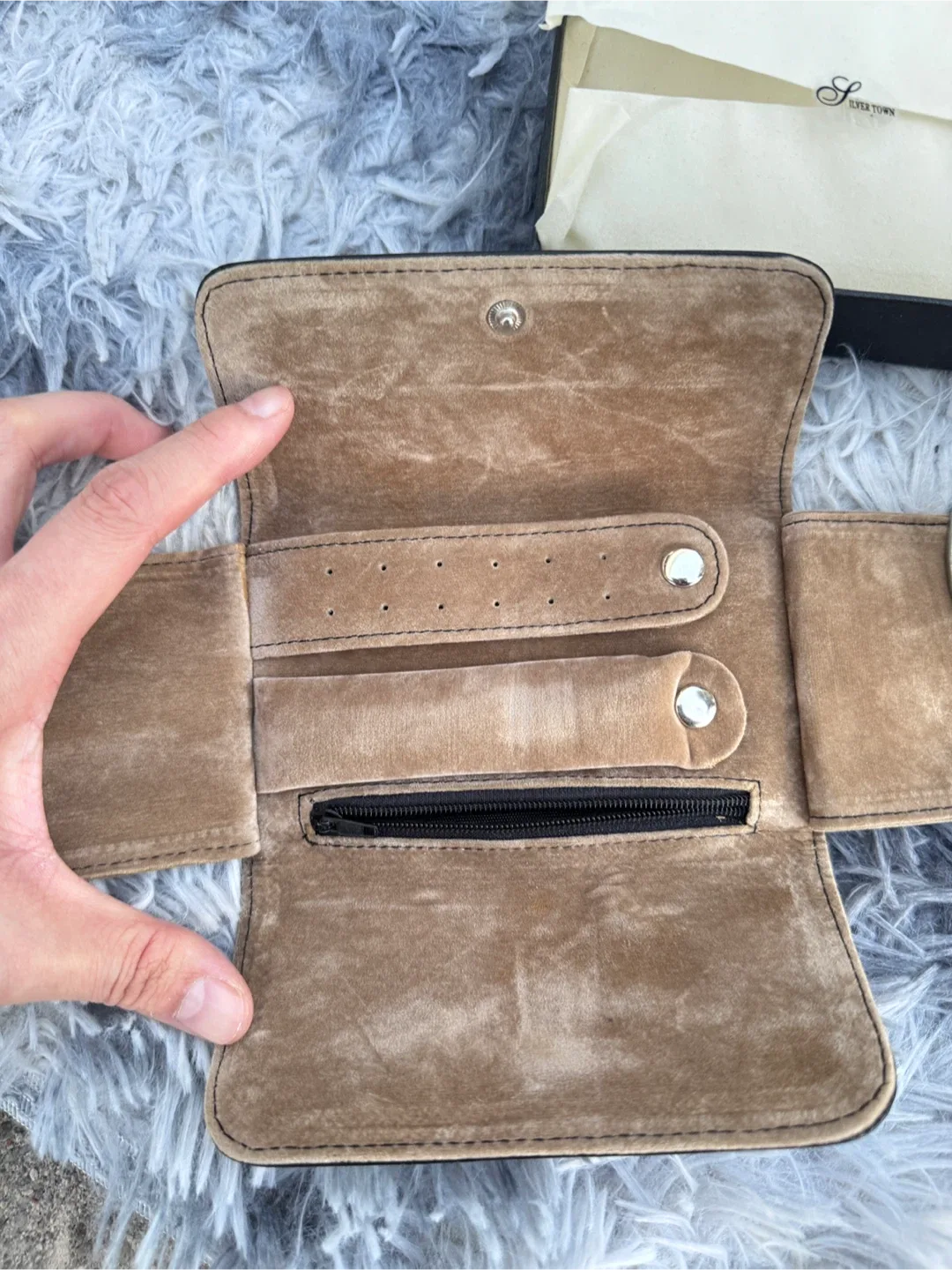 Silver Town Jewelry Roll Travel Case - Black image indicator(4)