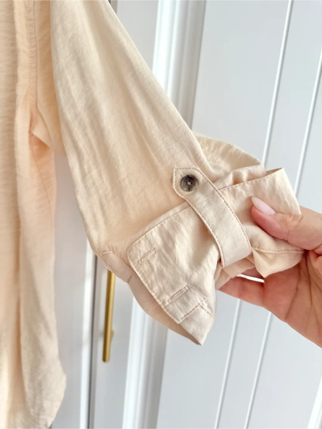 Banana Republic Petite Shirt - Size S image indicator(6)