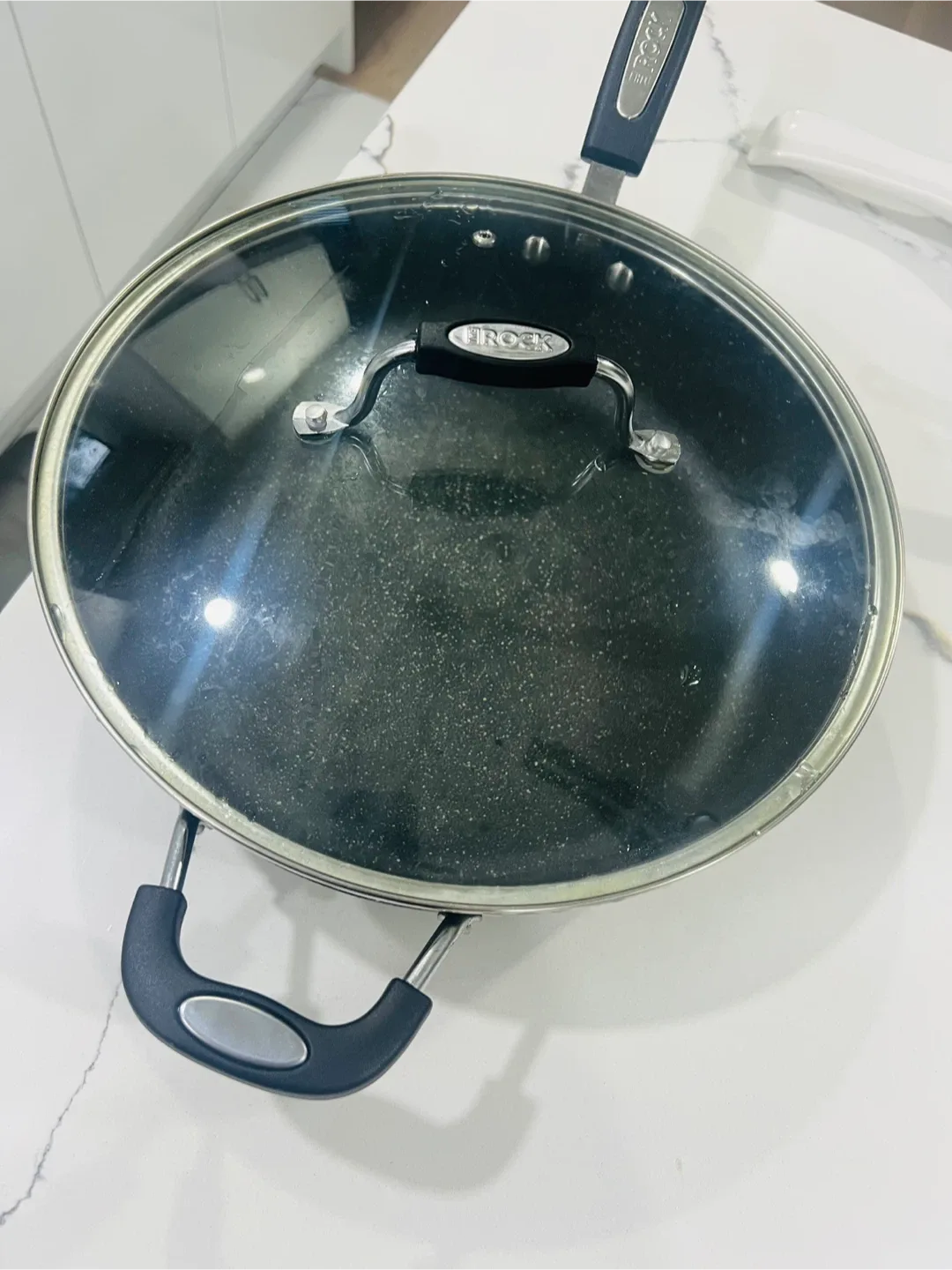 Starfrit The Rock 12" Non-Stick Jumbo Cooker Pan image indicator(6)