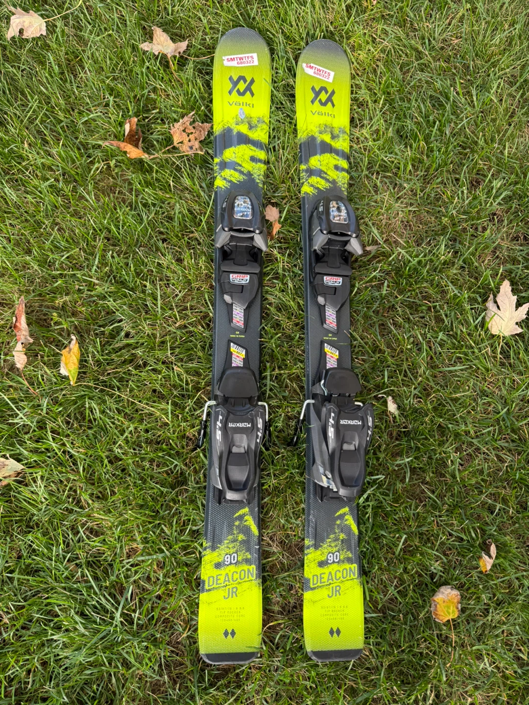 Volkl Deacon Jr V.Motion Skis - 90cm - photo 4