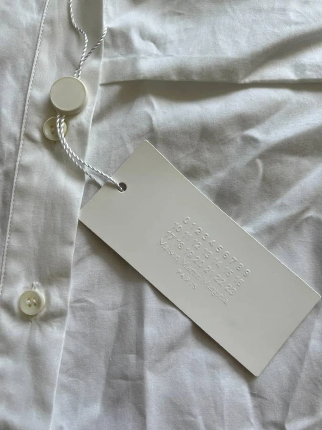 Maison Martin Margiela White Pleated Button Up Dress Shirt - 42 image indicator(2)