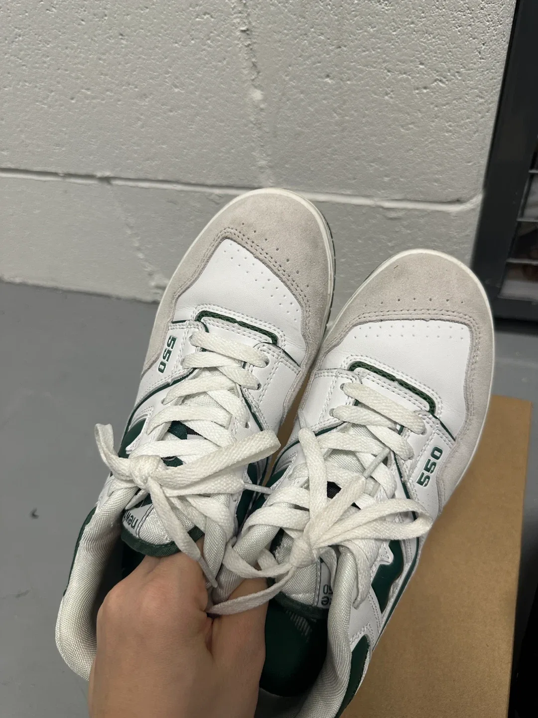 New Balance 550 White Green US 7.5 image indicator(2)