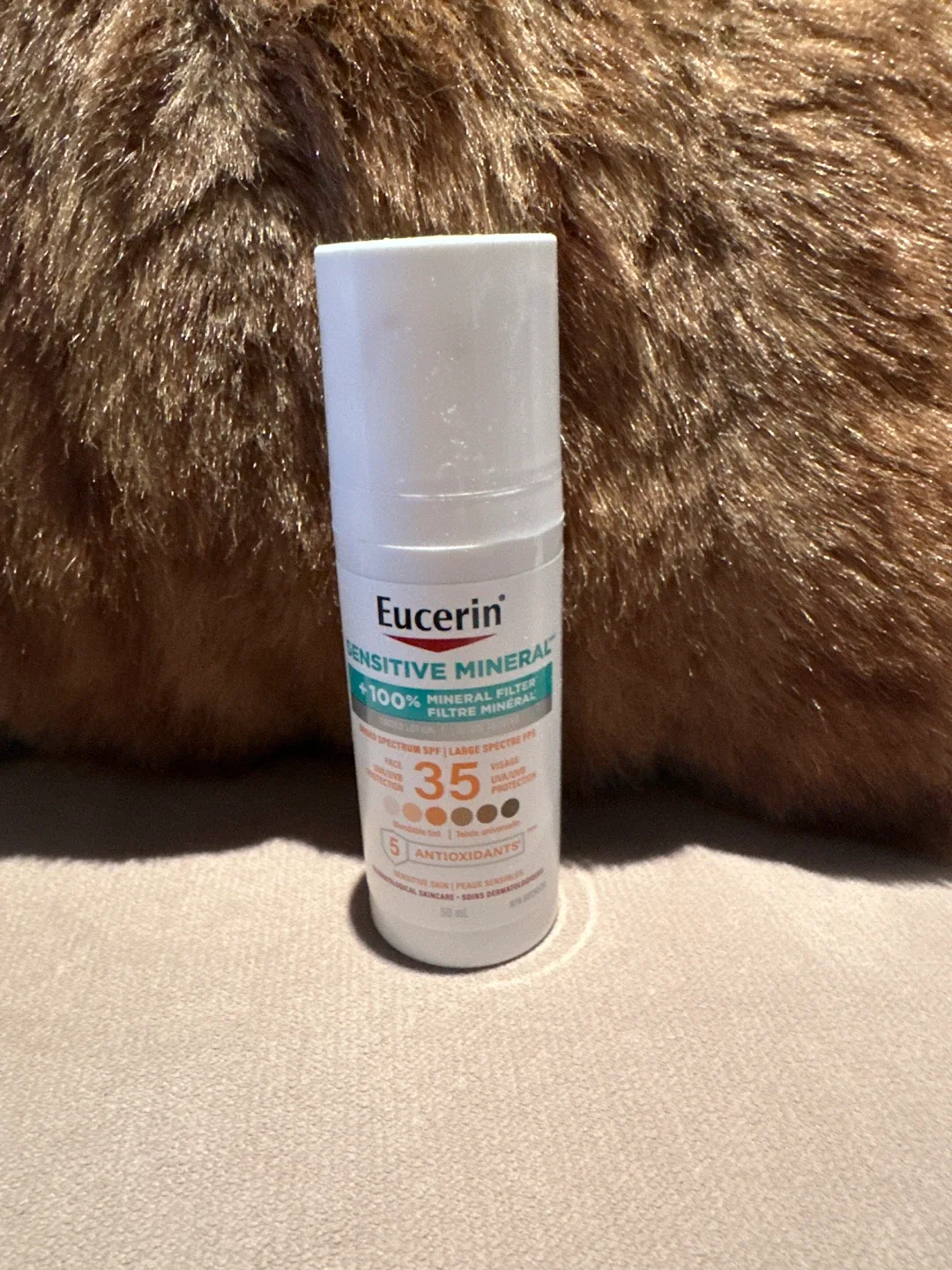 Eucerin Sensitive Mineral Sunscreen SPF 35 - New image indicator(2)
