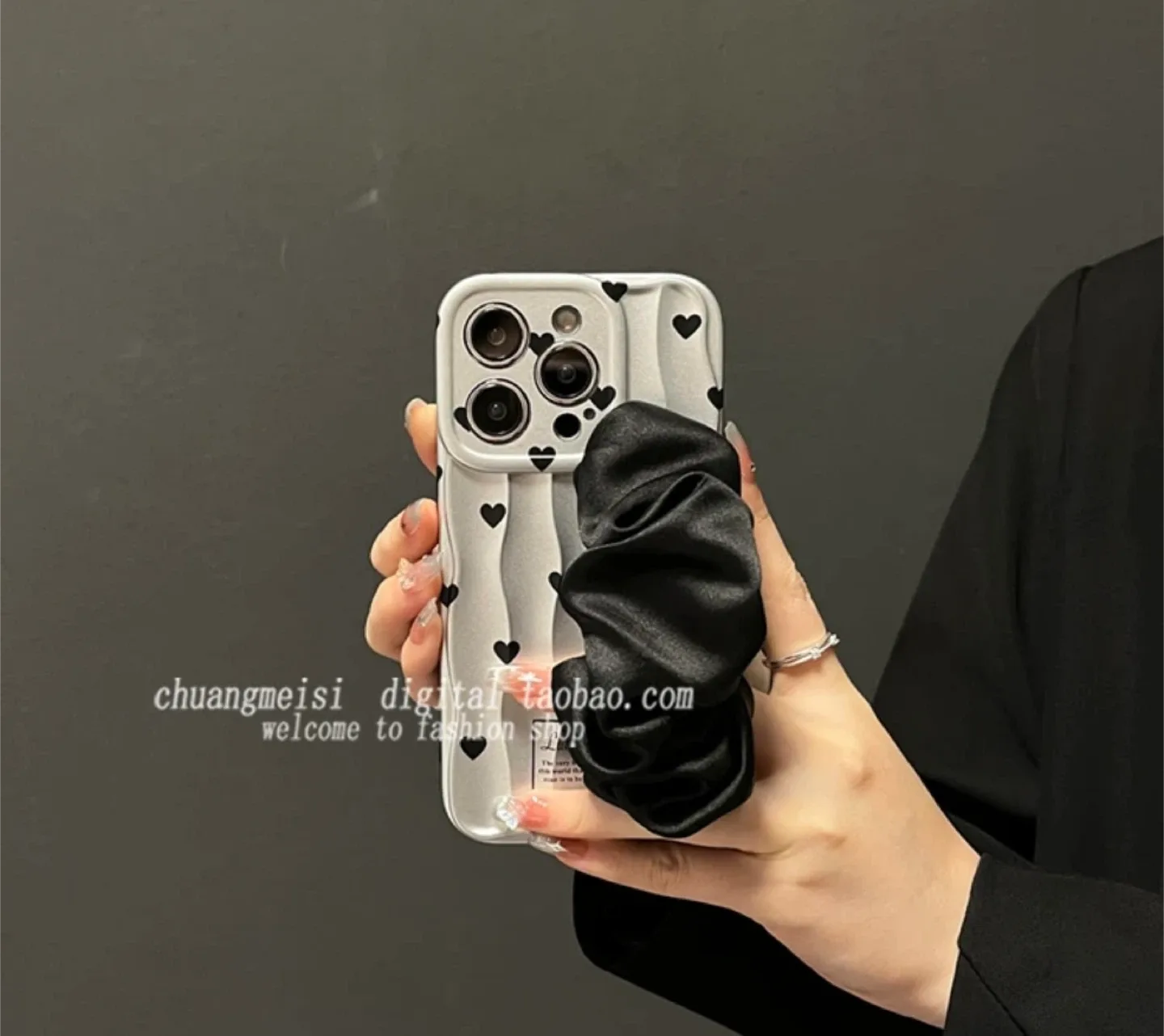 iPhone 14pro case easy to carry image indicator(4)