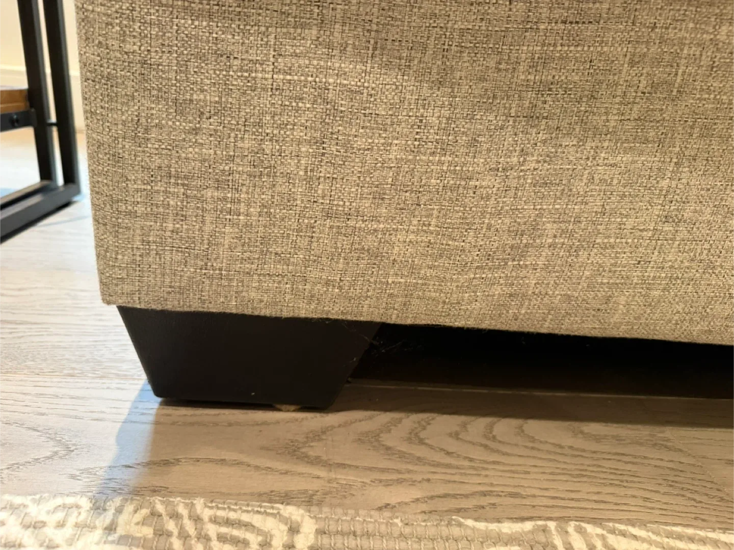 Sofa with Decorative Throw Pillows - Set of 4 image indicator(10)