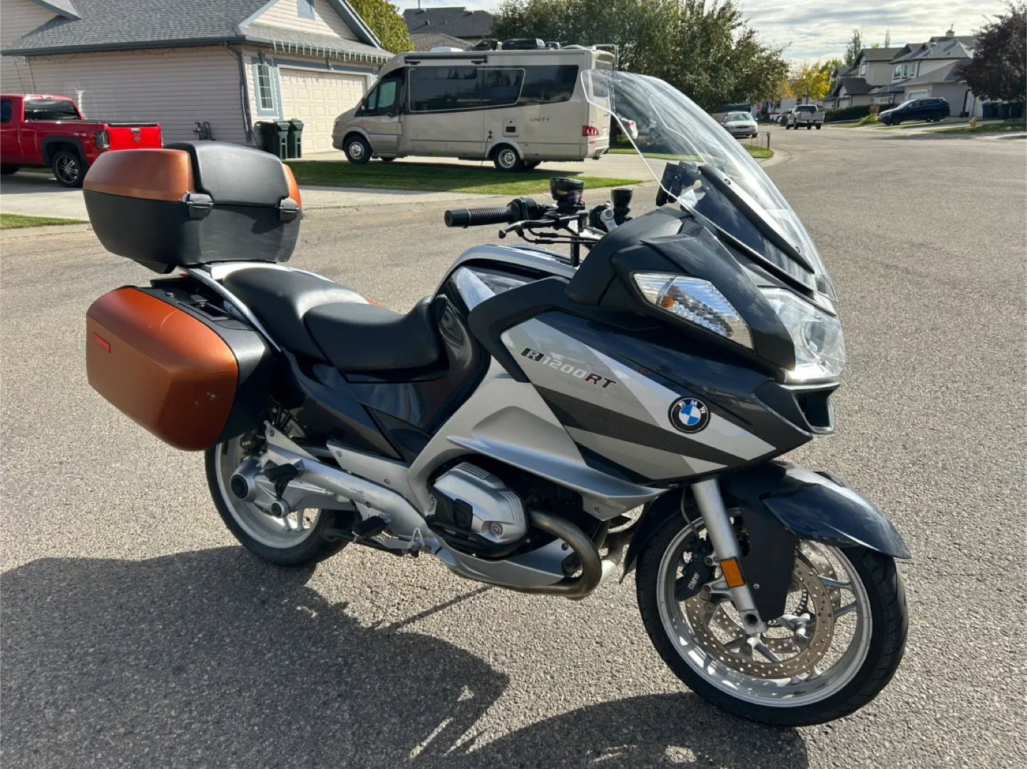 BMW R 1200 RT Motorcycle - Great Condition!