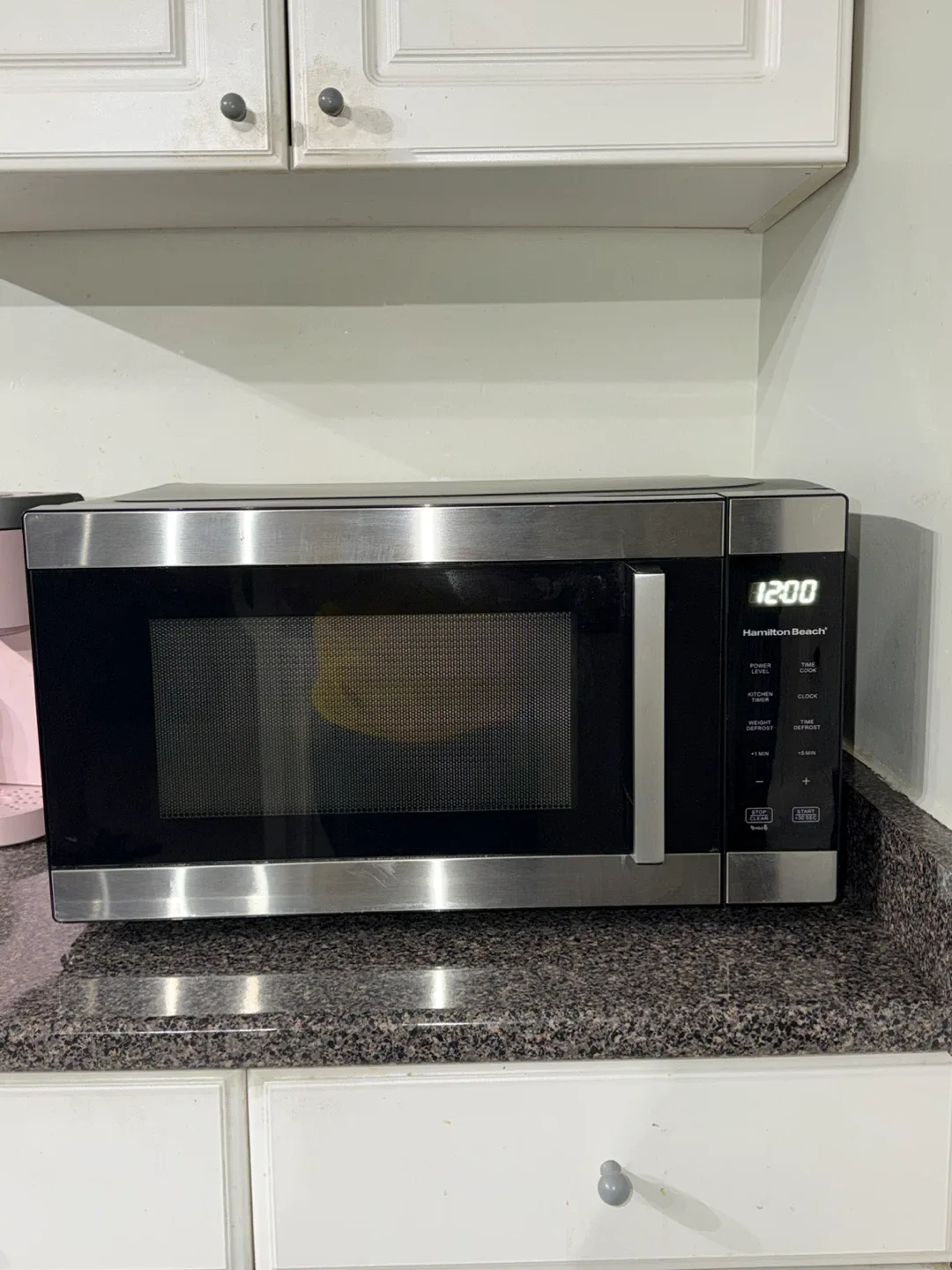 Hamilton Beach Microwave - Great Condition! image indicator(4)