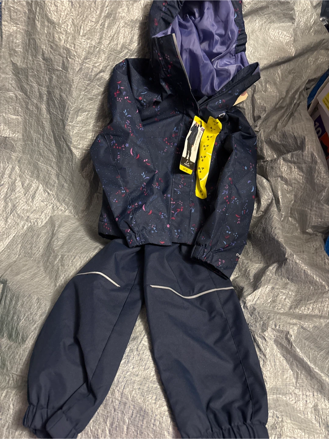 Paradox Girls' Rain Suit - Size S/P (6) - New