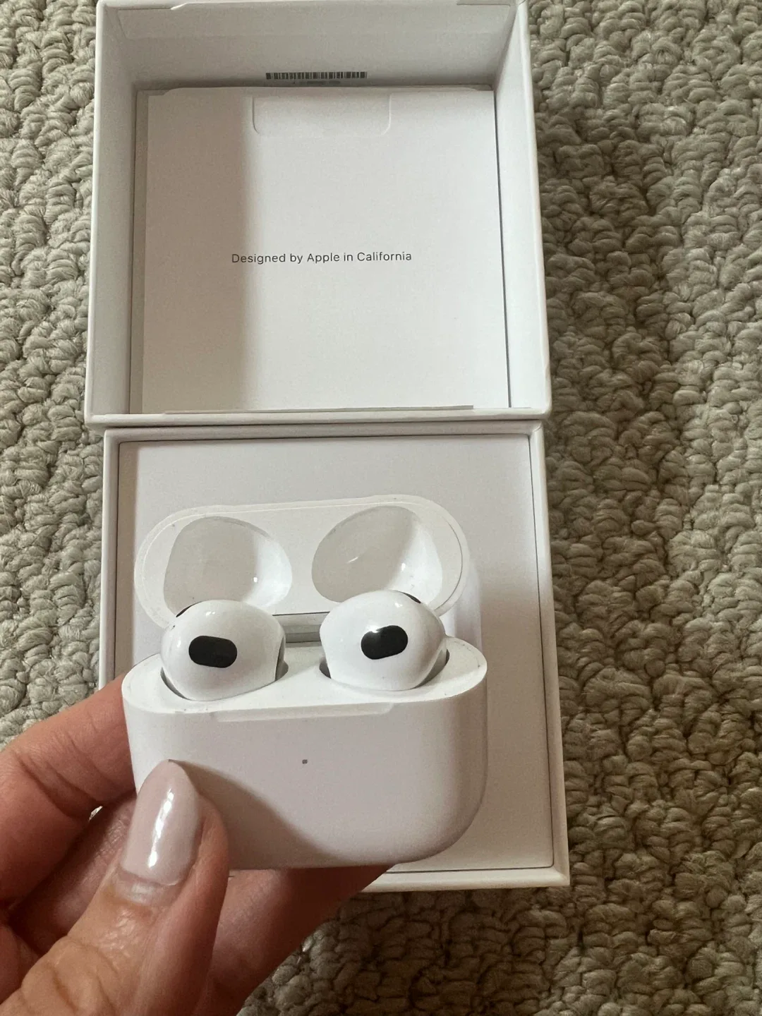 New Apple AirPods 3rd generation image indicator(4)