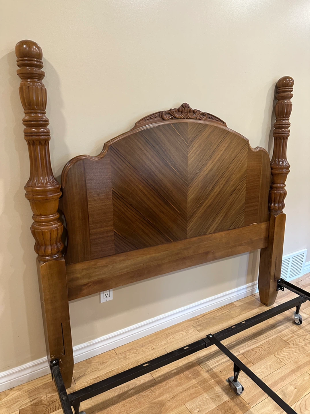 Vintage Waterfall Style Queen Bed (CAN DELIVER) - photo 3