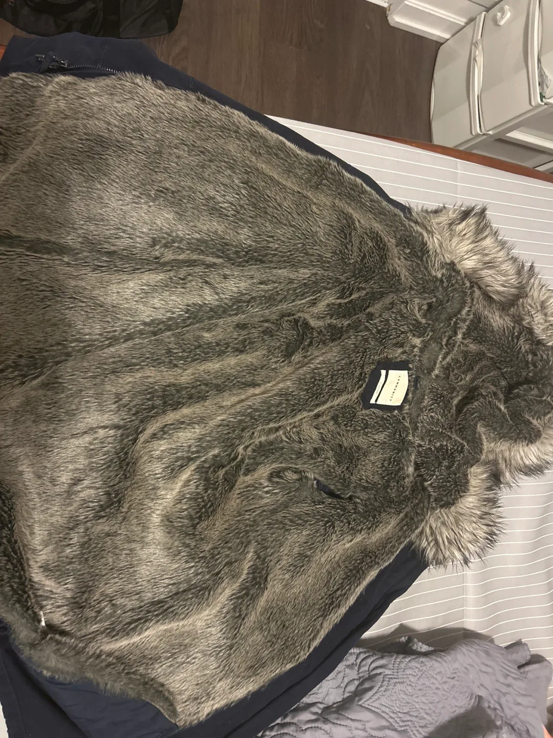 Community Parka - Size Small image indicator(3)