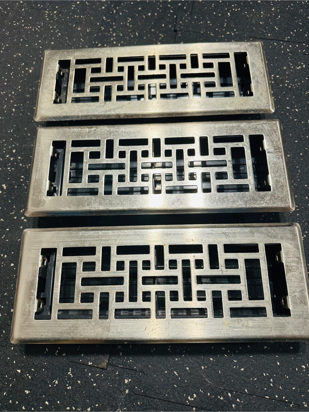 Metal Floor Registers - Set of 3 - photo 2