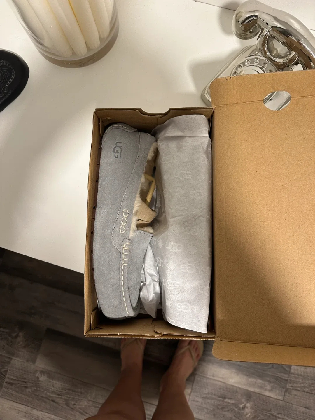 UGG Ansley Grey Suede Slippers - Women's Size 7 image indicator(5)