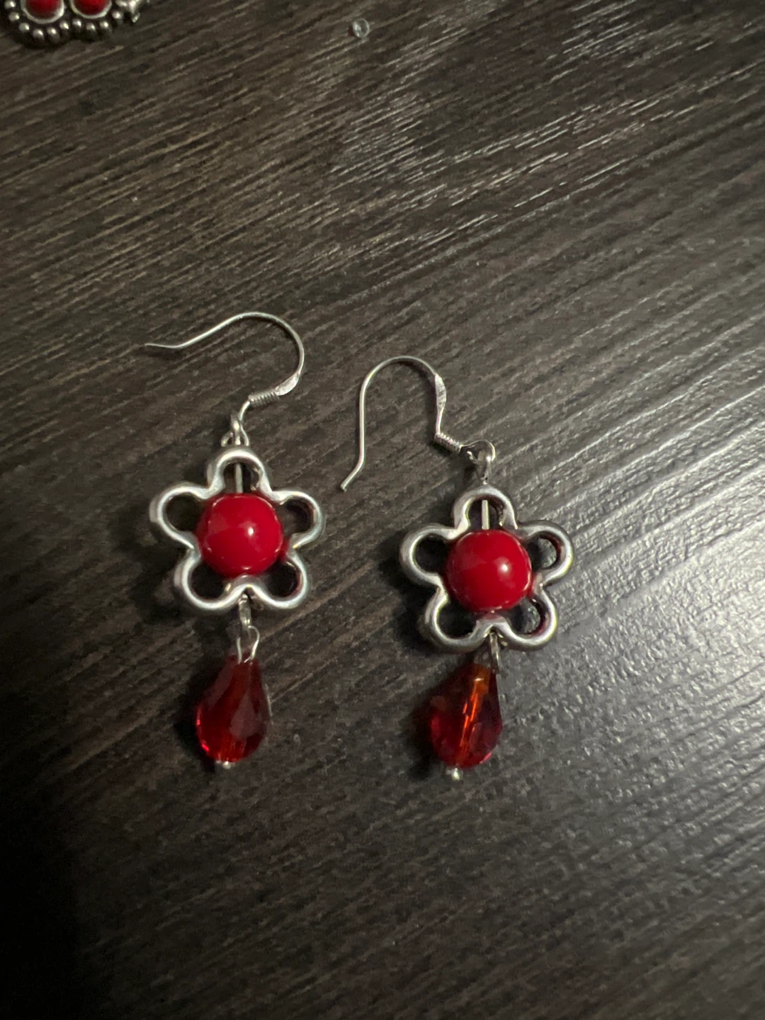 Red Flower Earrings & Pendant
