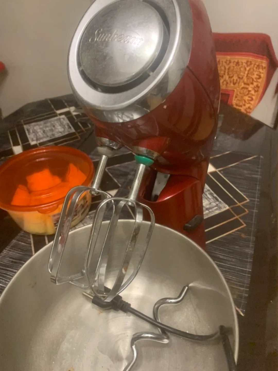 Sunbeam Red Stand Mixer image indicator(4)