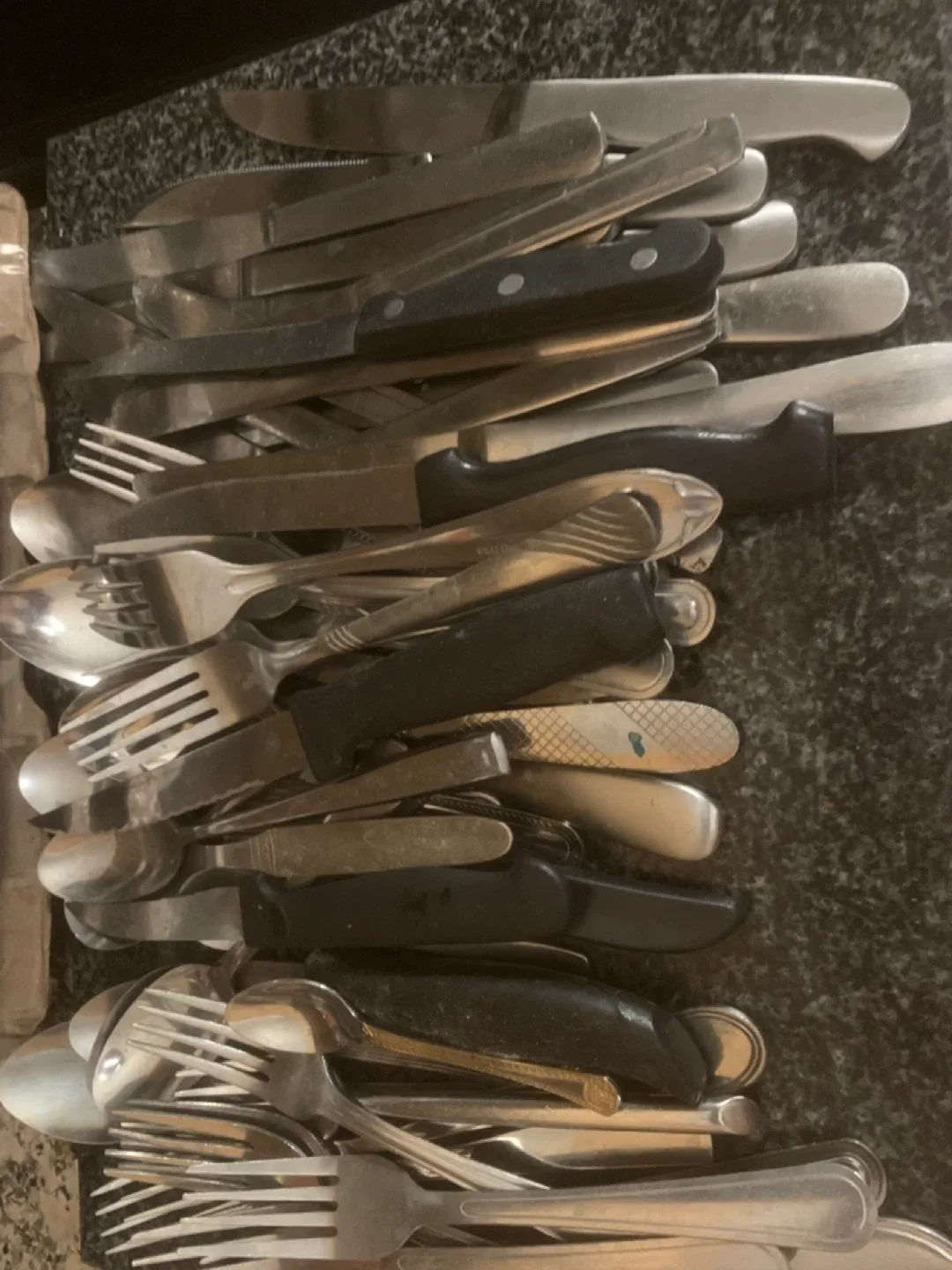 Assorted Kitchen Utensils image indicator(9)