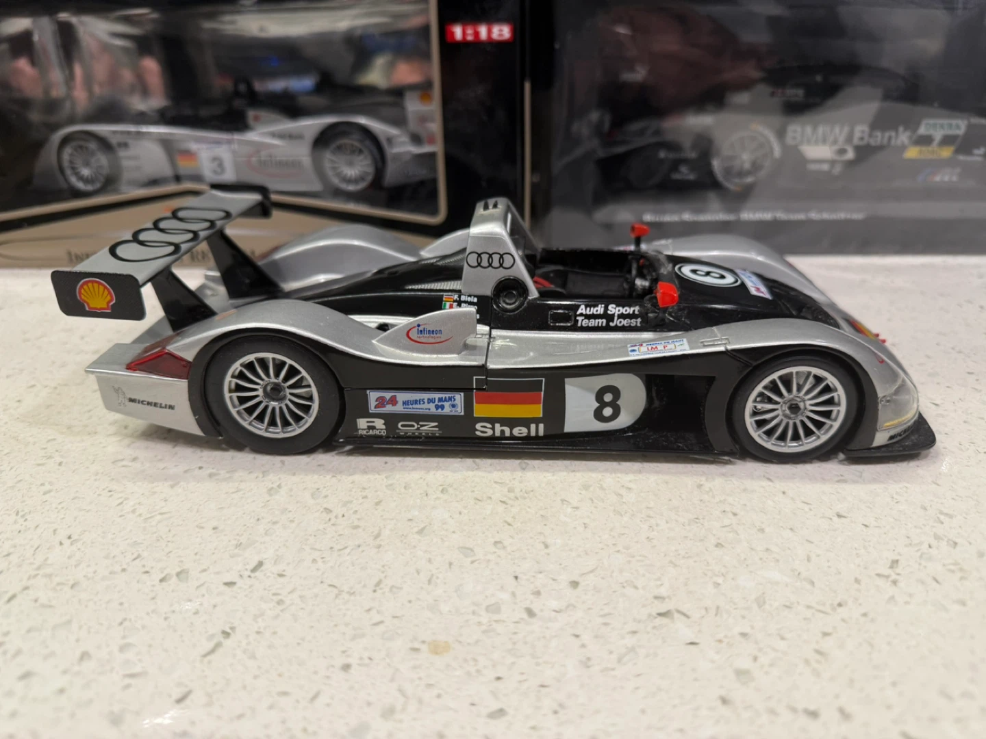 Maisto 1999 Audi R8R Le Mans 24 Hours LMP Racecar - photo 3