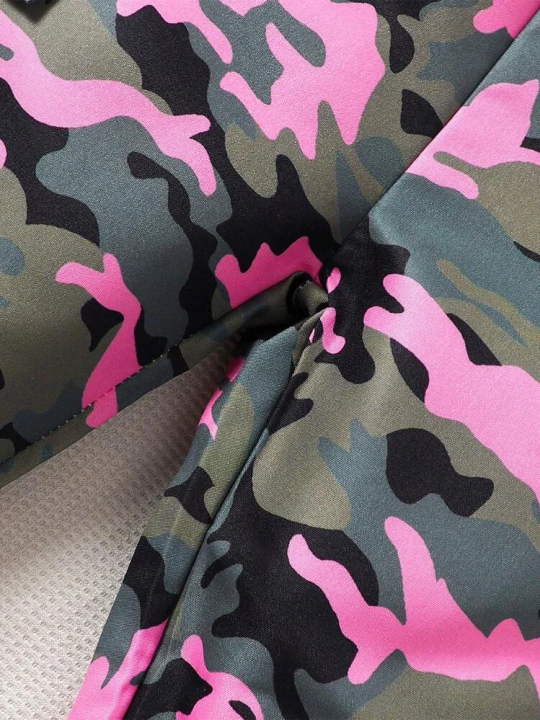 NEW Kids' Camo Pants & 'Keep Smile' Shirt Set, 6-9 m image indicator(5)
