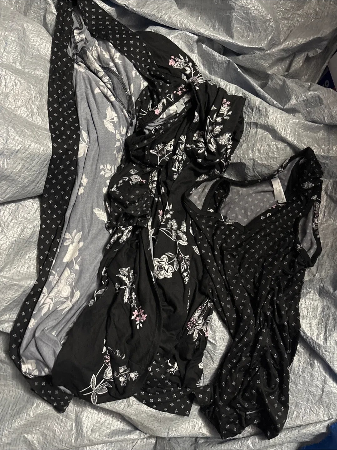 NWOT 3pc Flora Nikrooz pj set L/G thumbnail