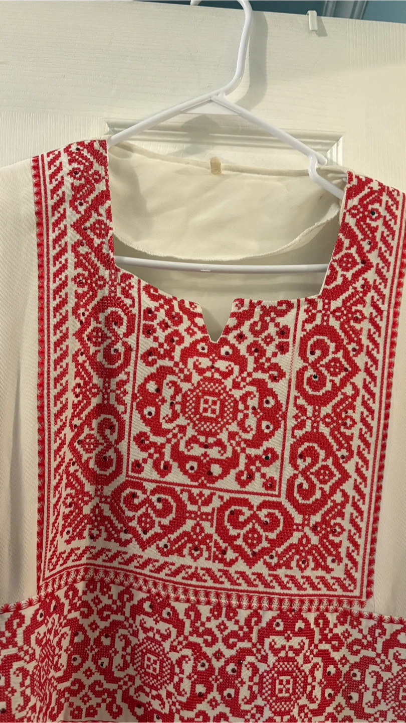 Embroidered Thobe Dress size S