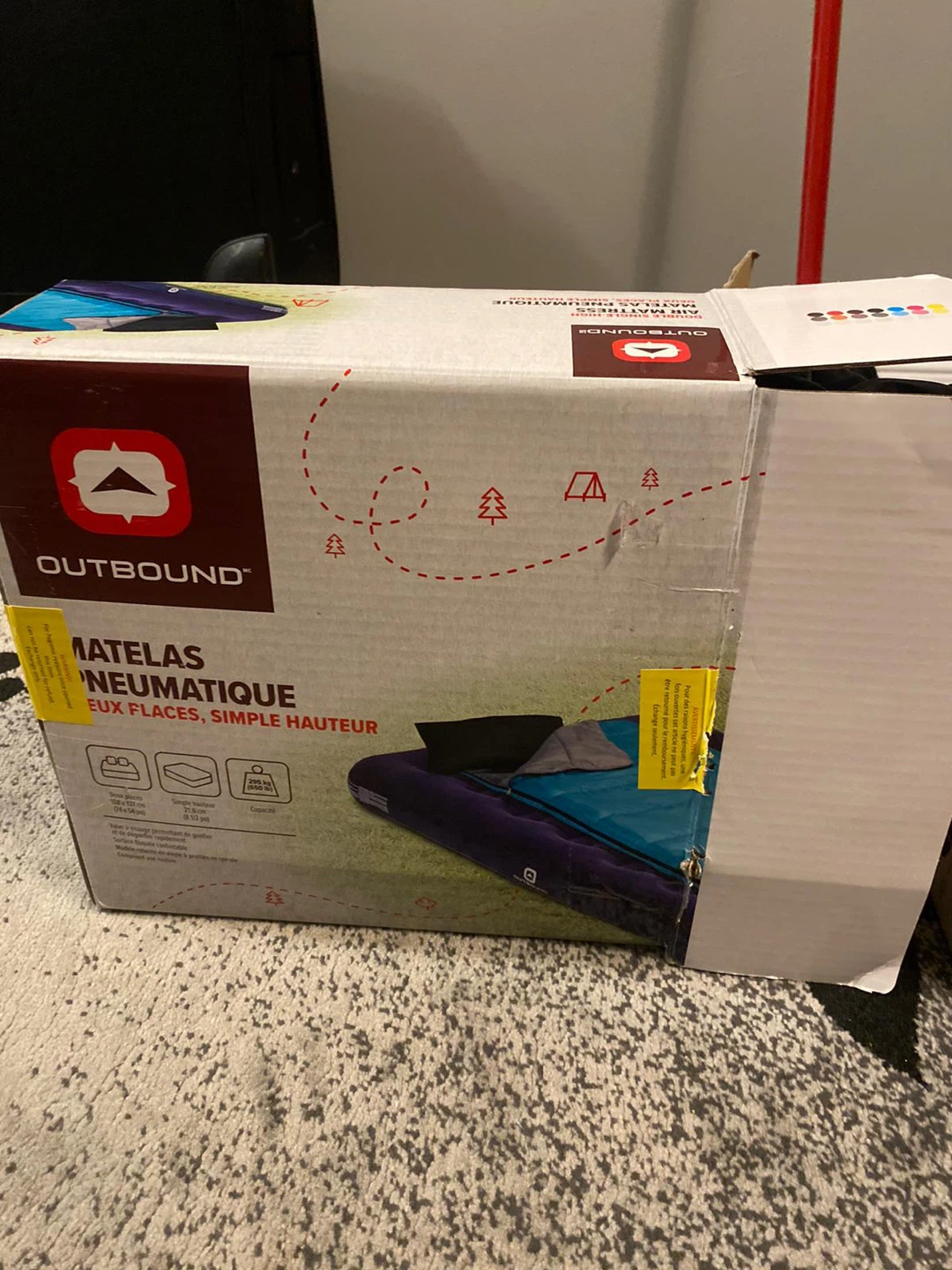 Air Mattress with Battery Pump - Like New!