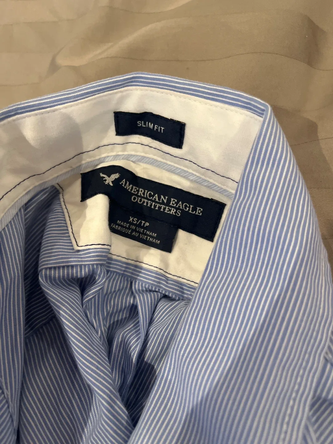 Men's Assorted Dress Shirts - Sizes XS to M image indicator(2)