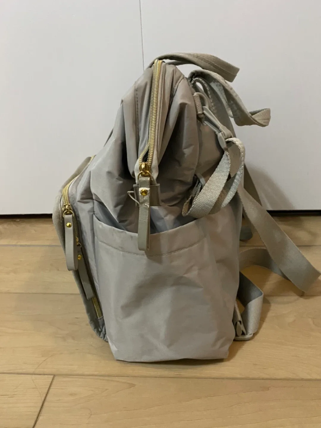 Diaper Bag (Grey) image indicator(4)