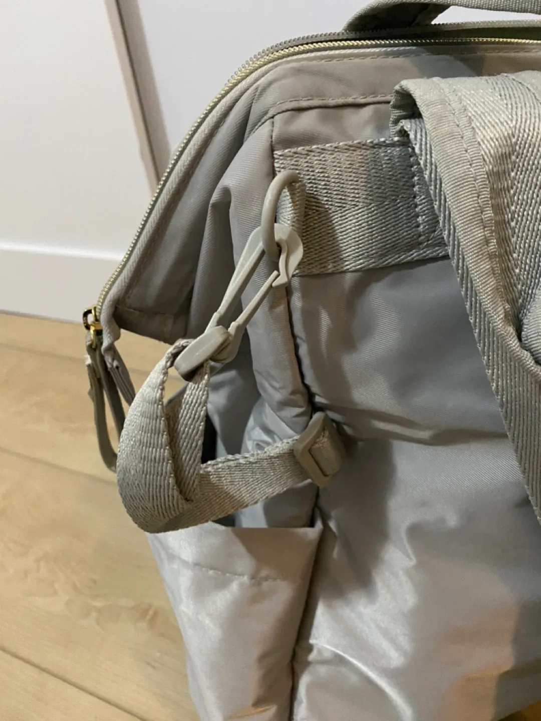 Diaper Bag (Grey) image indicator(5)