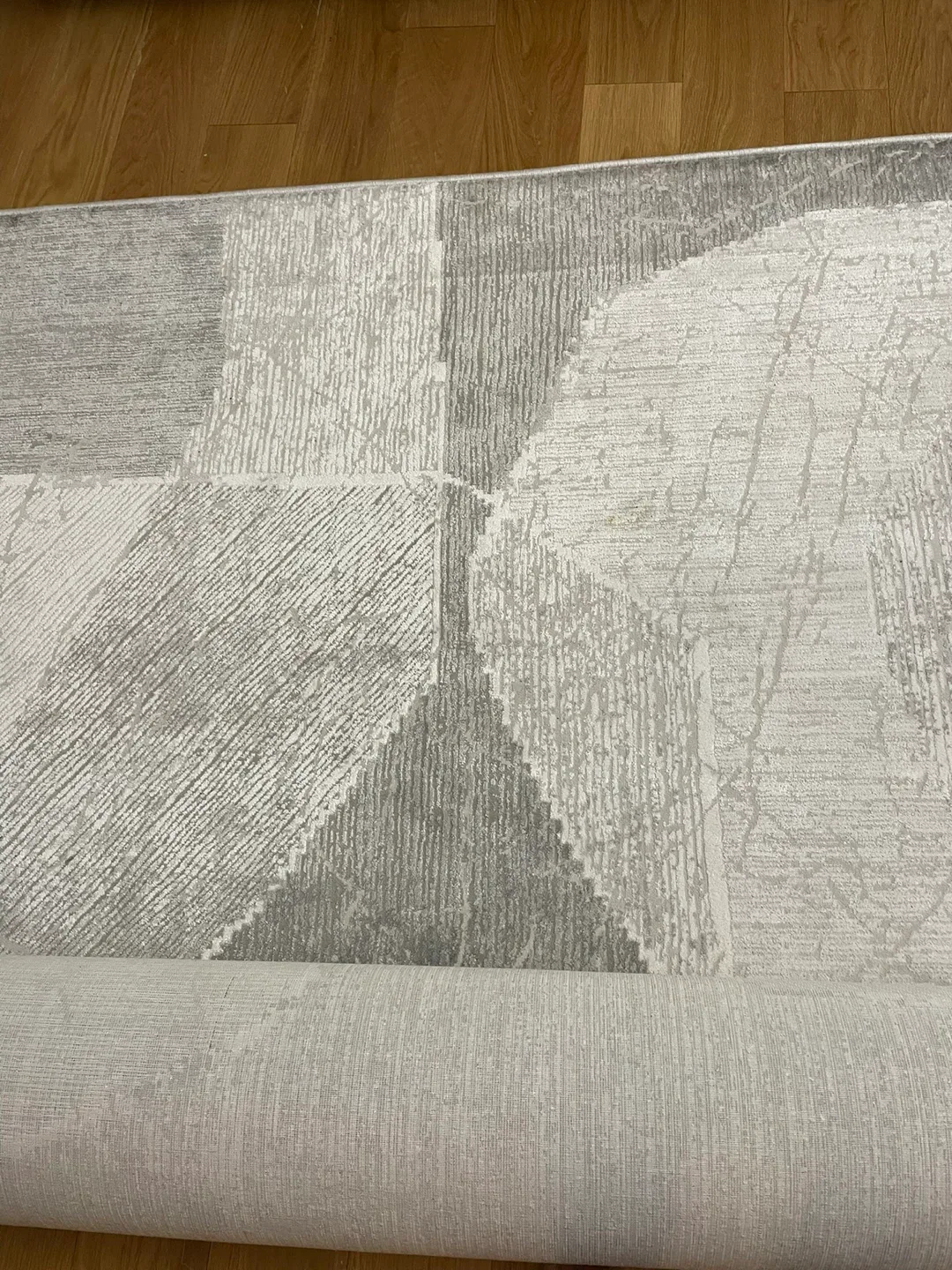 Like new 6x9 grey area rug image indicator(2)