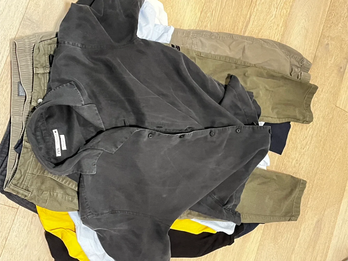 Teenage Boy Closet Cleanout Sale thumbnail