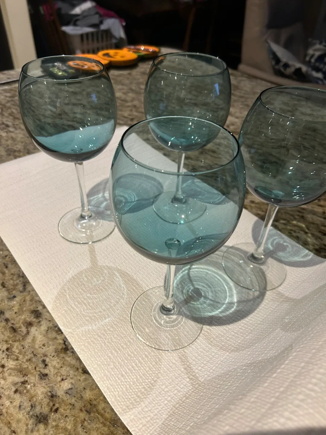 Wine Glasses image indicator(3)