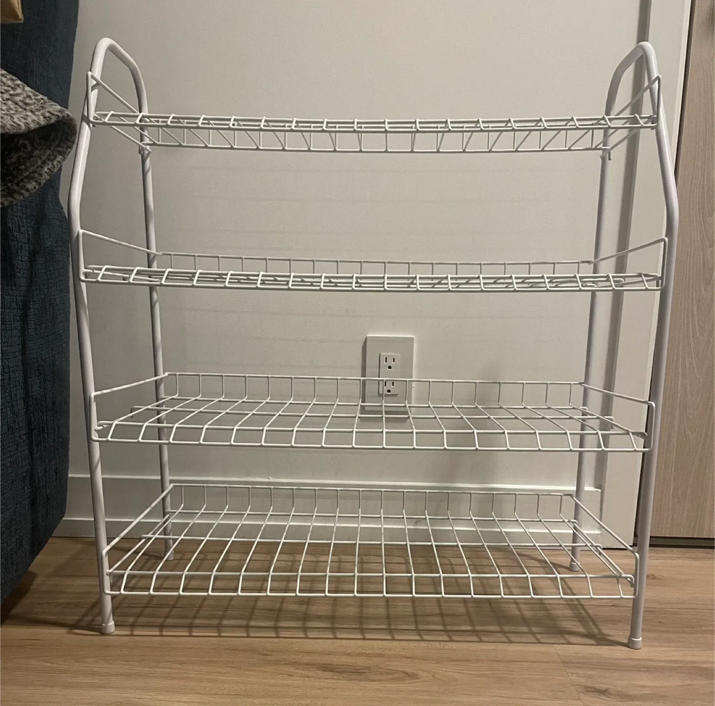 White Metal 4-Tier Shoe Rack image indicator(2)