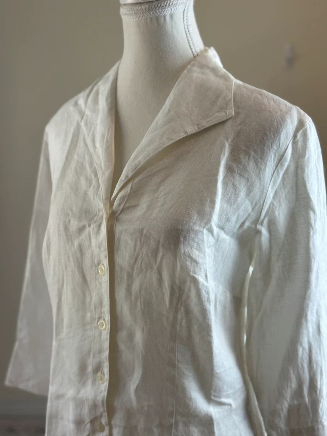 Talbots Petites 100% Irish Linen Blouse image indicator(2)