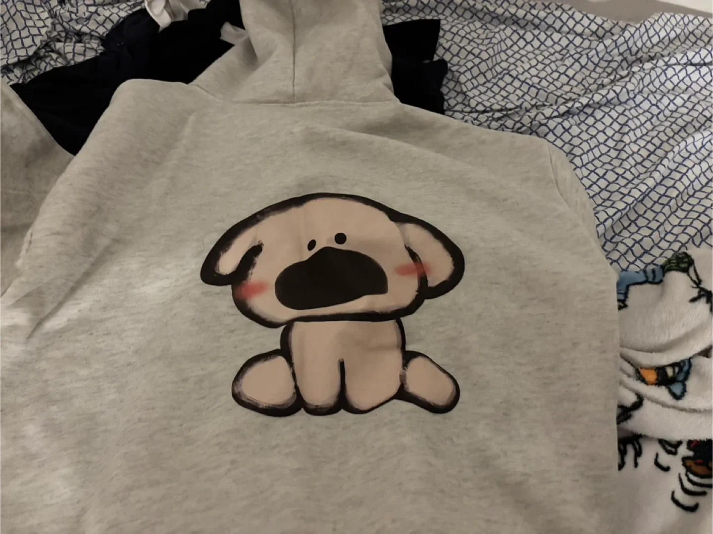 Black Stargaze Sweatshirt & Dog Graphic Hoodie image indicator(2)