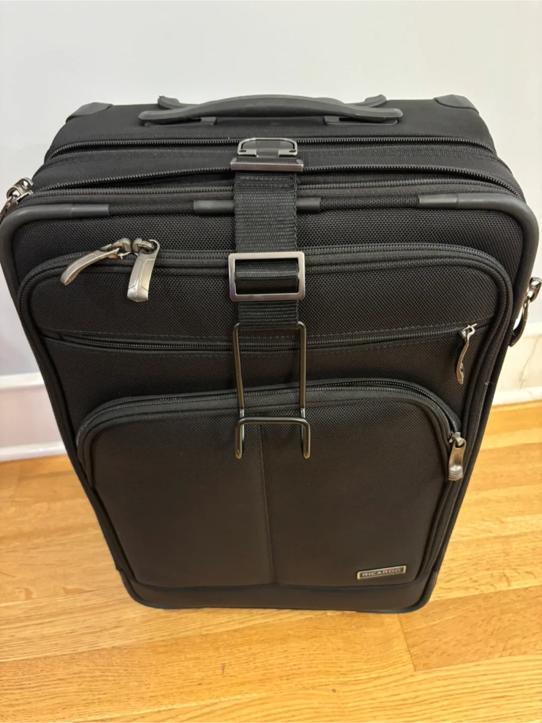 Ricardo Beverly Hills Flight Essentials Carry-On image indicator(4)