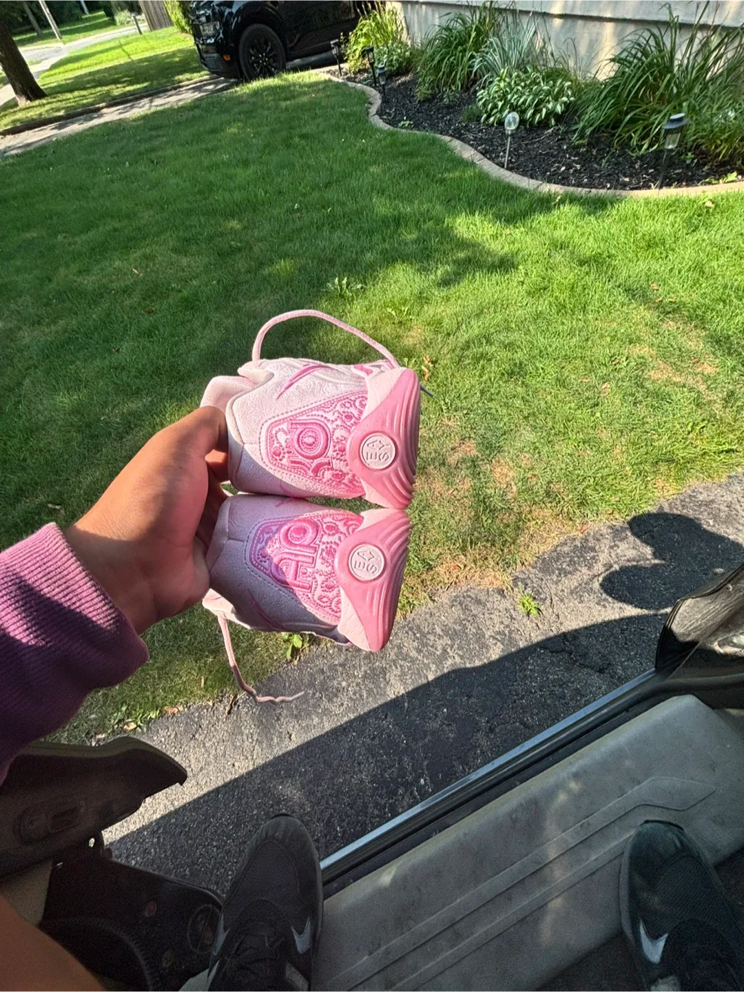 Kd 17 aunt pearls image indicator(6)