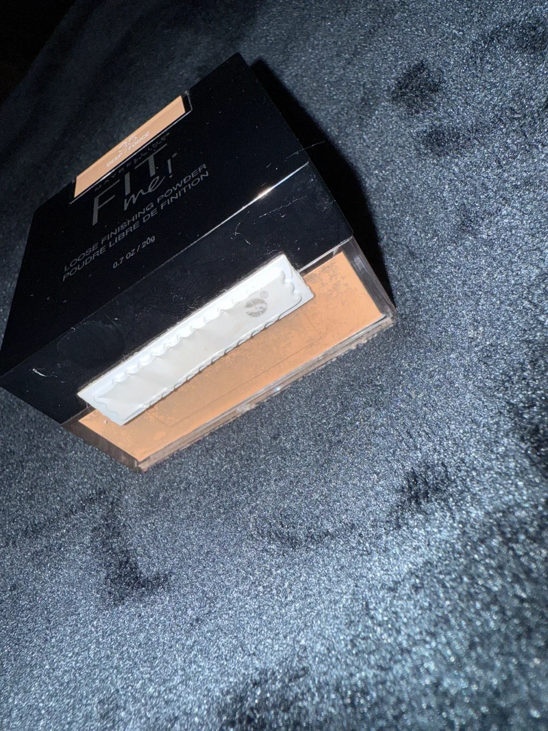 Maybelline Fit Me Loose Finishing Powder - 35 Deep image indicator(2)