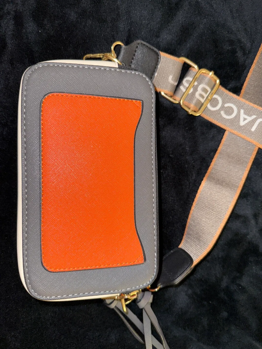 Marc Jacobs The Box Crossbody Bag image indicator(4)