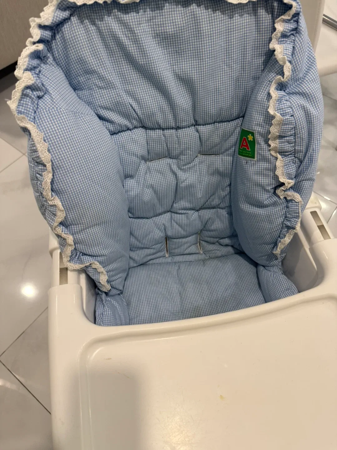Aprica High Chair and bed - Blue & White image indicator(2)