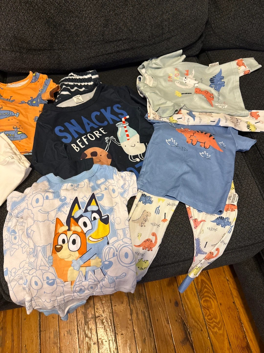 Mixed Baby Clothes Bundle - photo 2