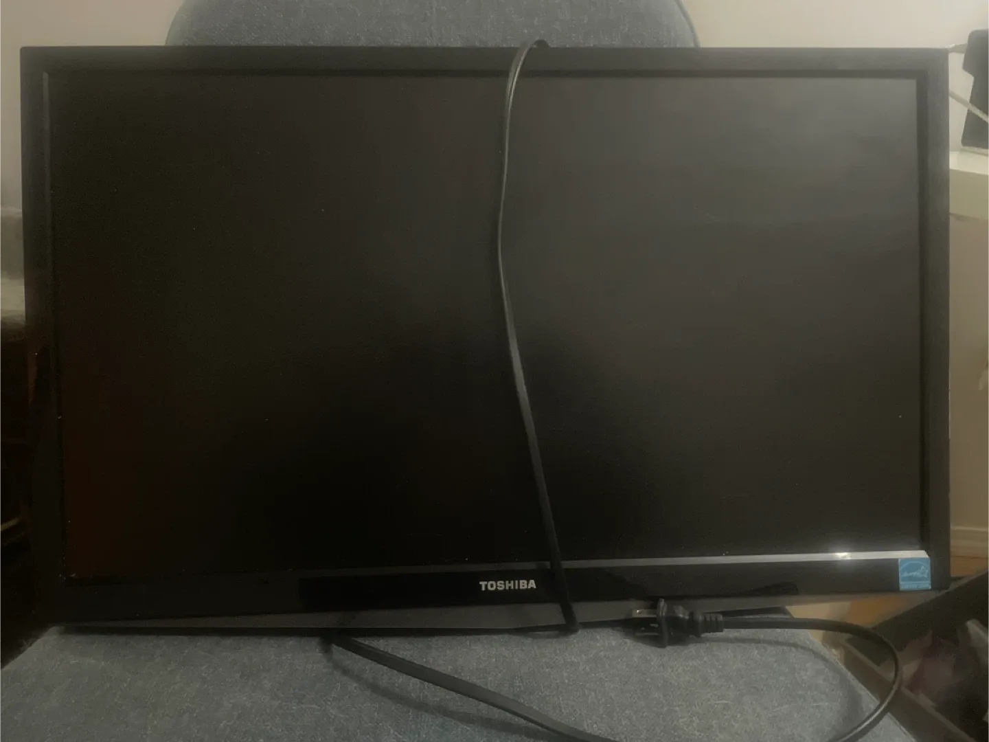 Toshiba 24L4200U 24" Television Receiver image indicator(5)