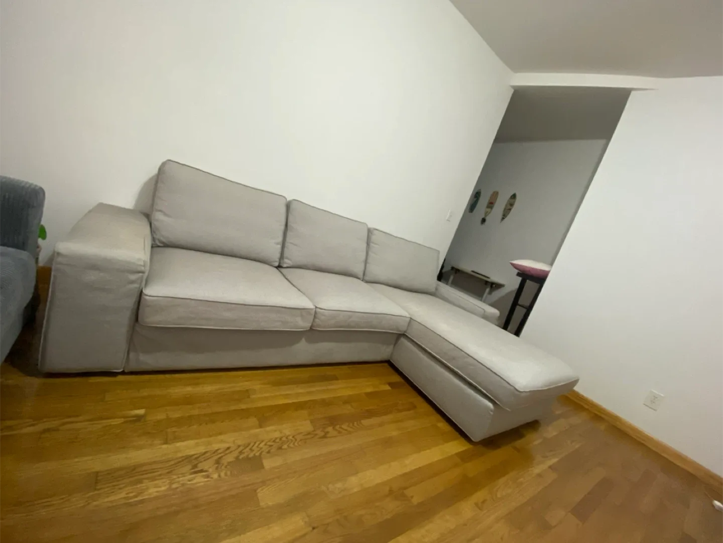 Light Gray Sectional Sofa image indicator(3)