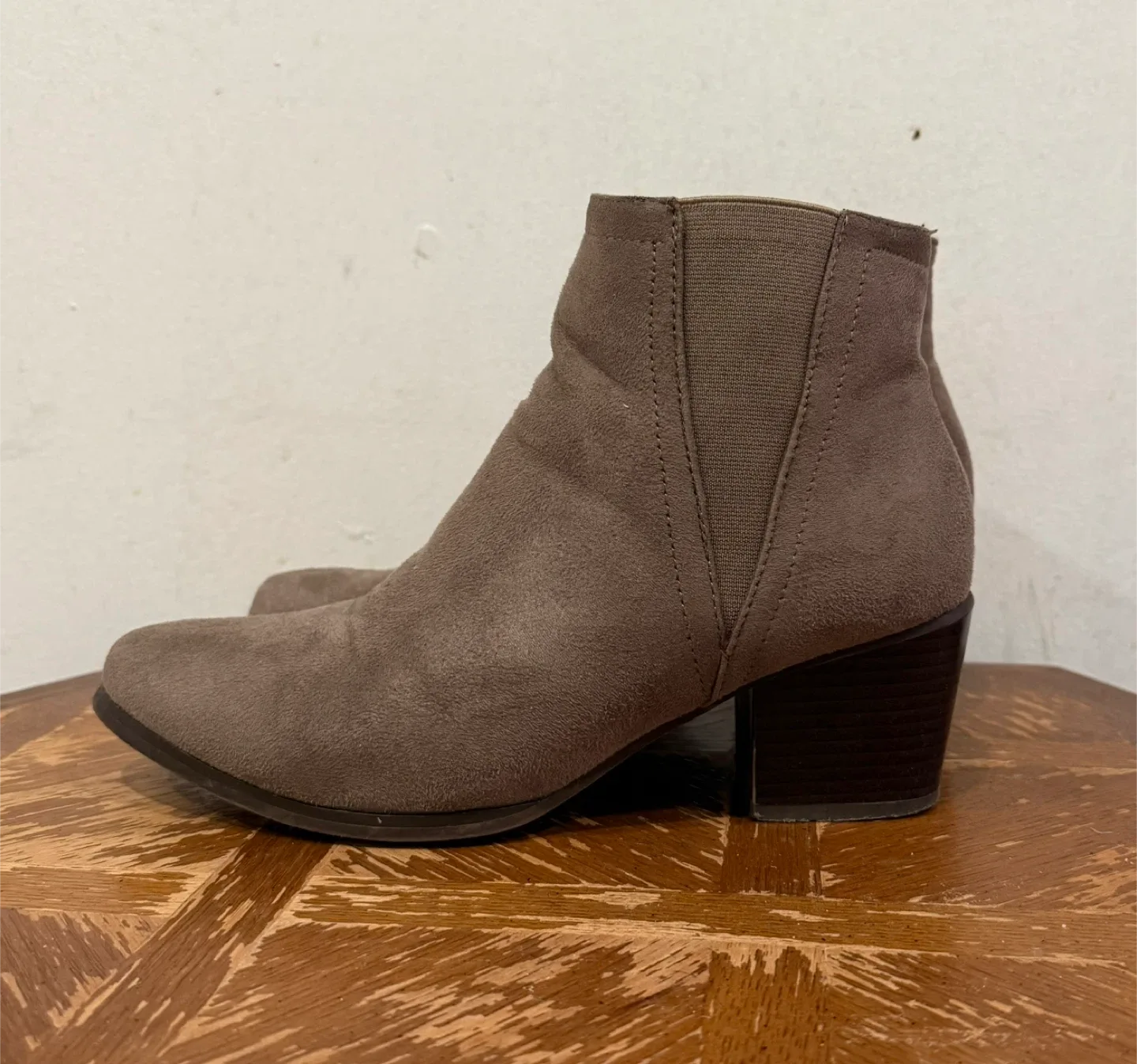 Brown Ankle Boots Size 8 thumbnail