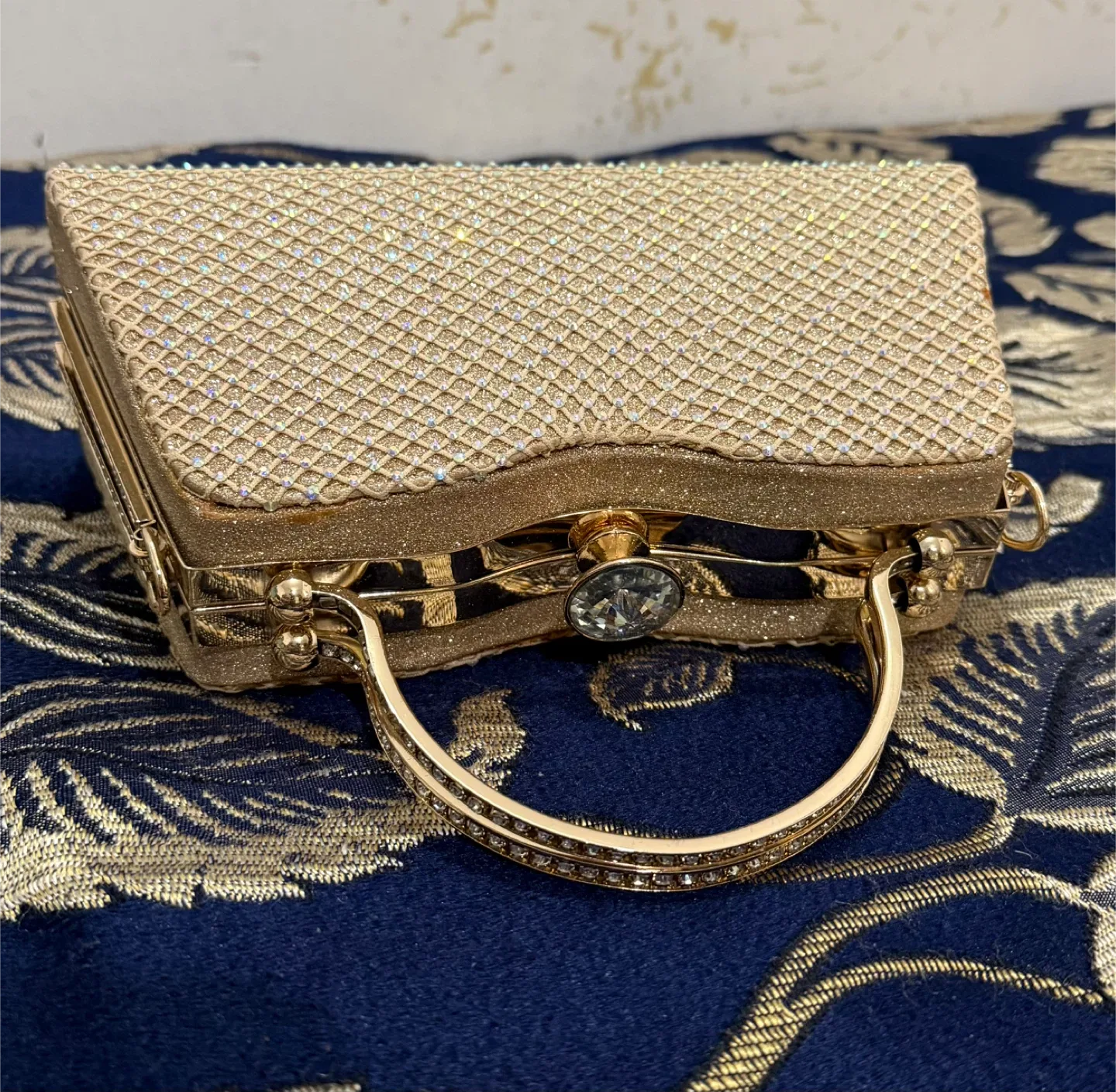 Gold Evening Clutch image indicator(2)