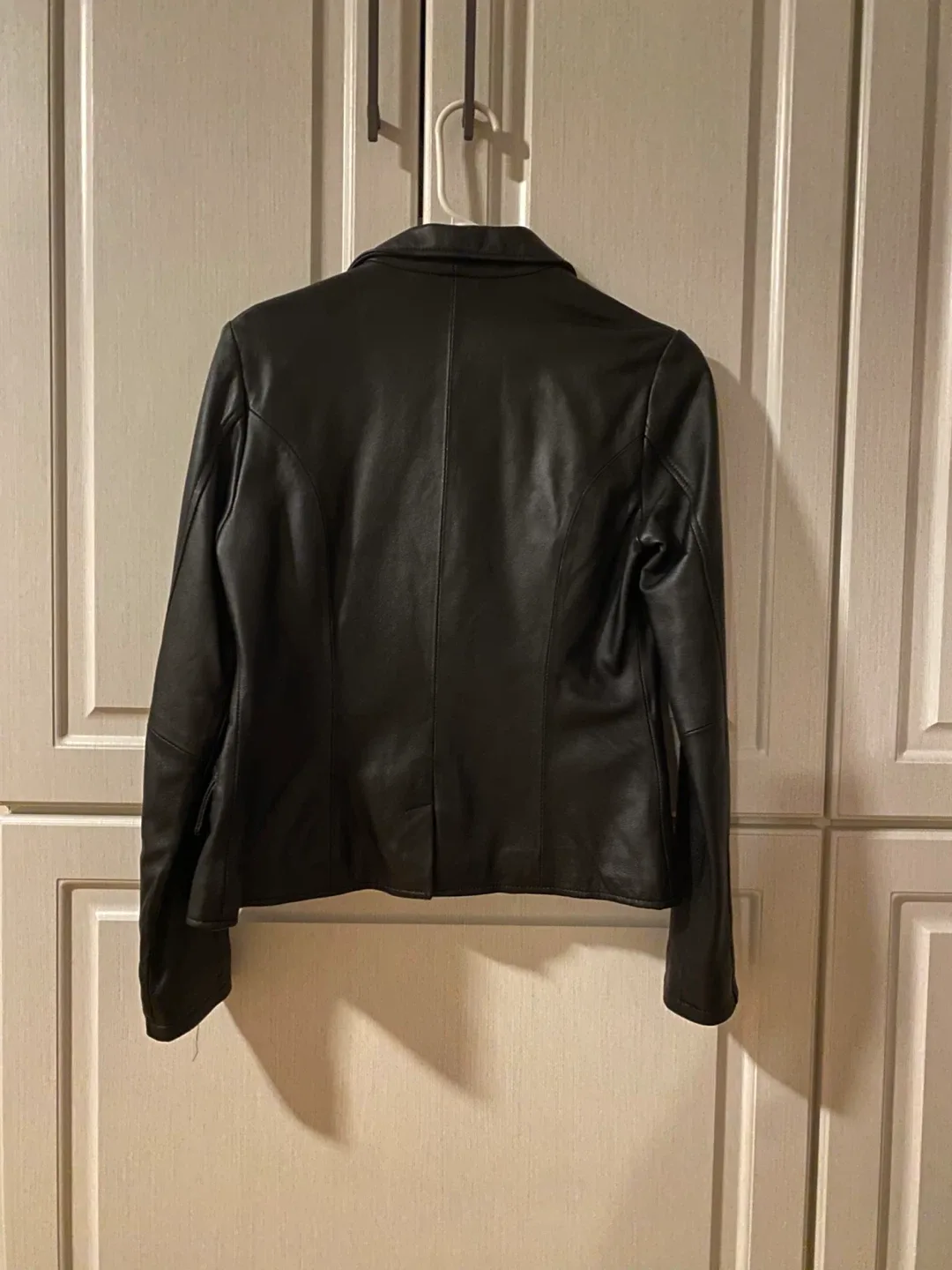 Guess Jeans USA Black Leather Jacket - Size S/P image indicator(2)